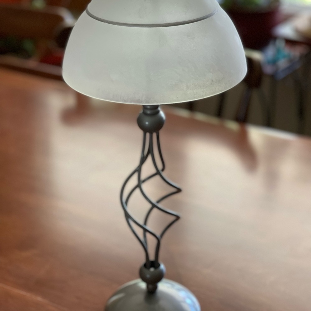 Vintage Partylite Grand Paragon Tealight Lamp HB4202U BRAND NEW NEVER USED